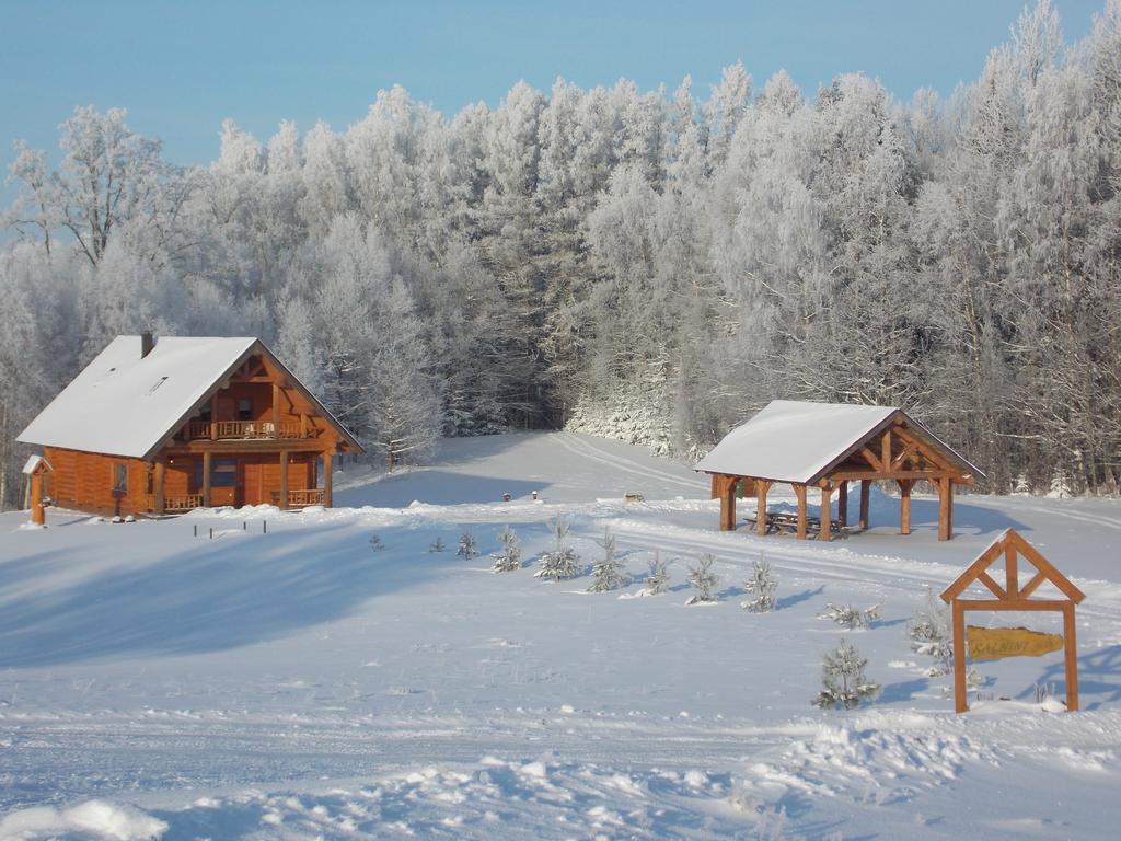 Guest House Kalnini Kārļi Exteriör bild